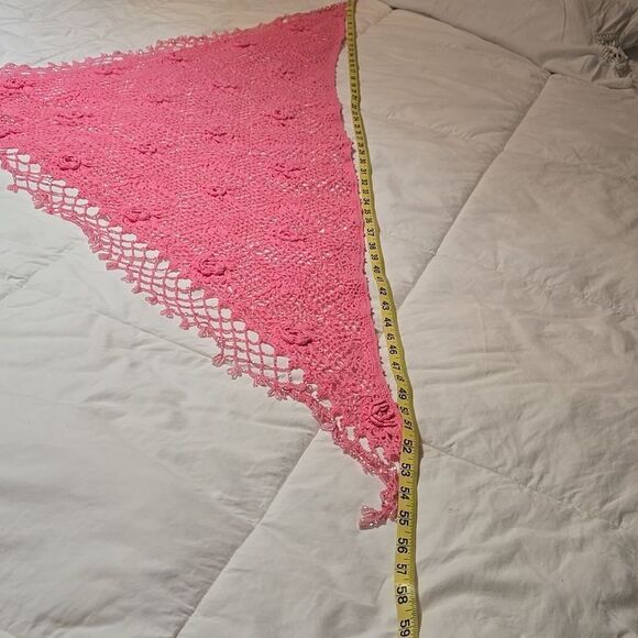 Crochet Pink Lightweight Cotton  Rose Design Shawl Wrap - Picture 9 of 14